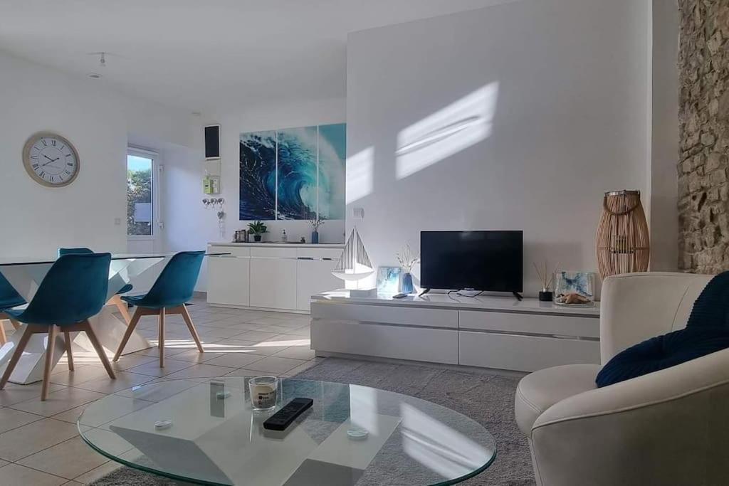Guest House 60M2 Tout Confort Еркі Екстер'єр фото